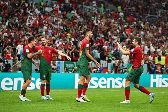 噼里啪啦的动漫在线观看